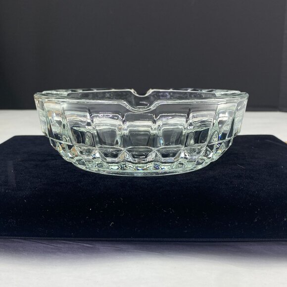 Vintage Heavy Glass Cigar Cigarette Ashtray 6 Inch 4 Rest Round Clear - Picture 5 of 8